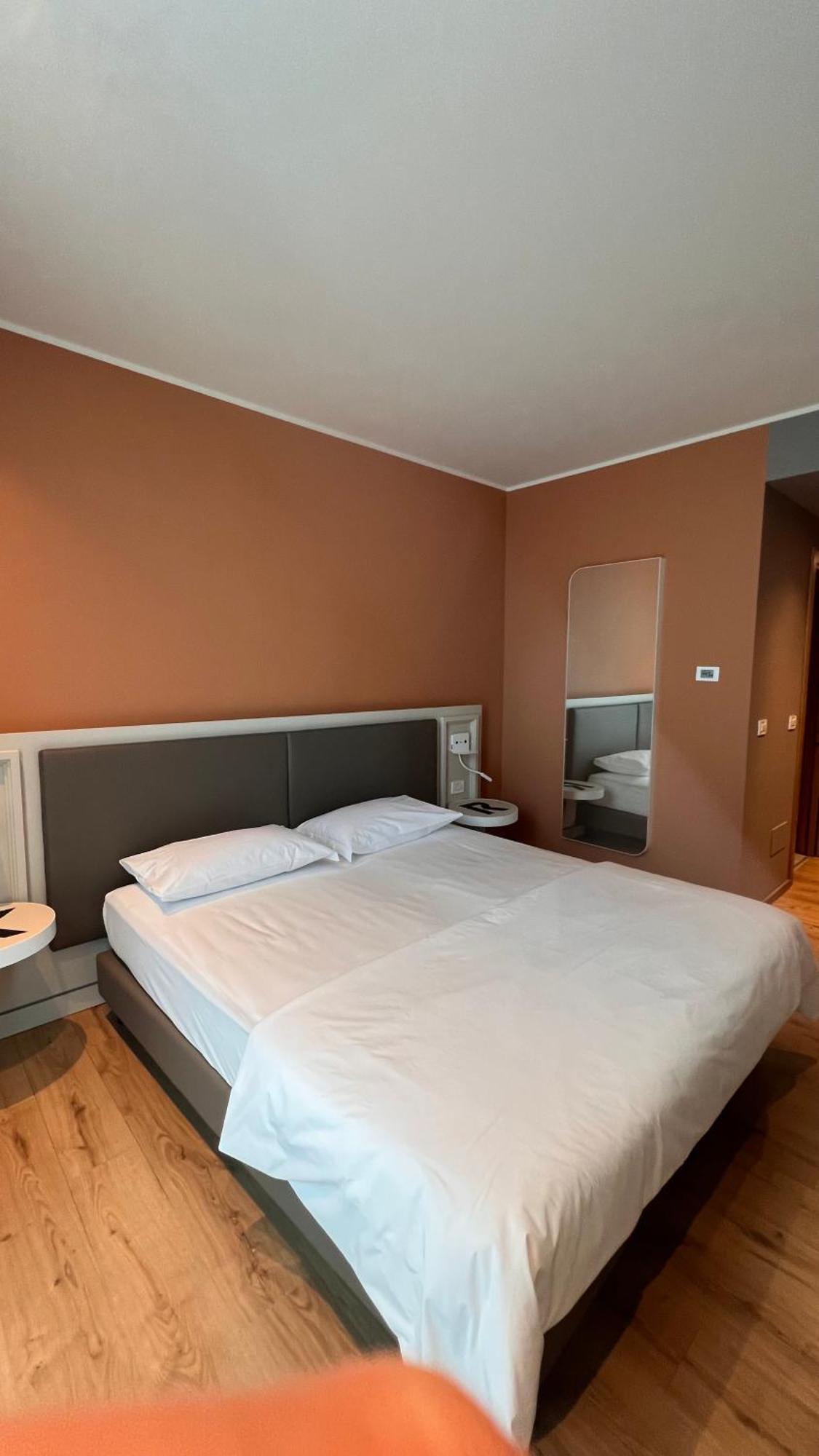 Kare Hotel Banchette D'Ivrea Exterior photo