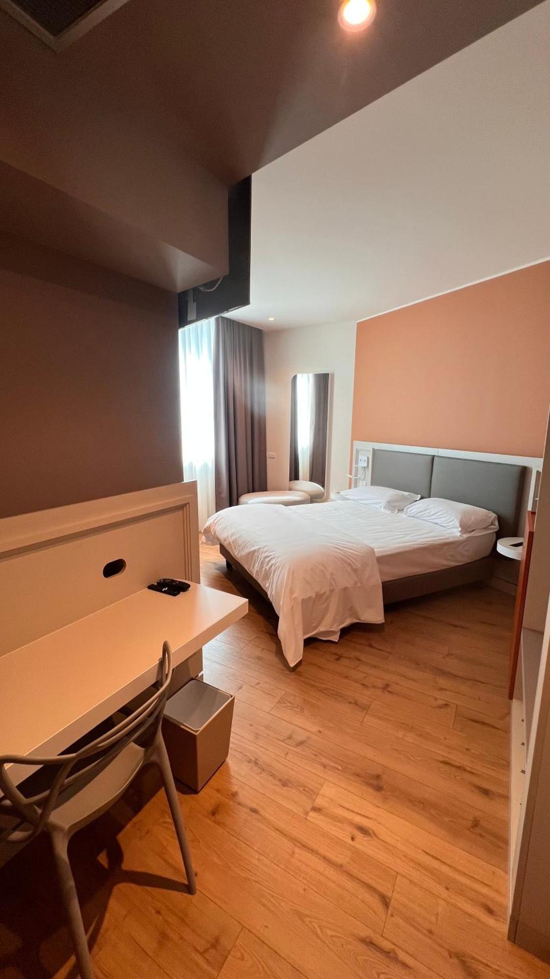 Kare Hotel Banchette D'Ivrea Exterior photo